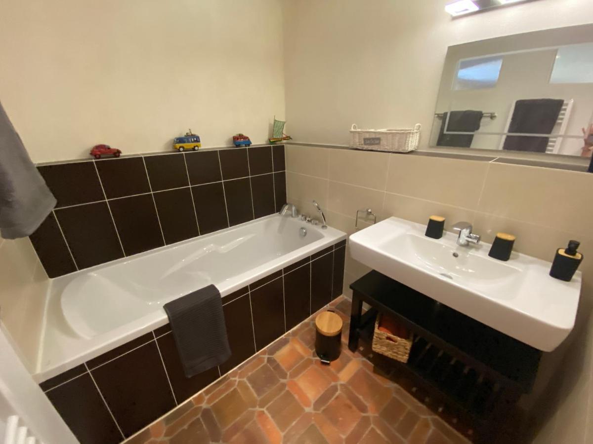 Bed and Breakfast Les Loges De Yoff Ambon Экстерьер фото